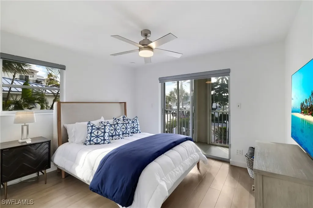 9486 Gulf Shore Drive Naples FL 34108