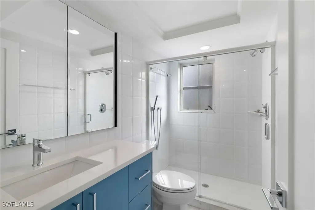 9486 Gulf Shore Drive Naples FL 34108