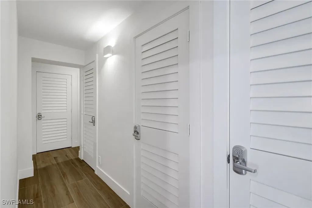 9486 Gulf Shore Drive Naples FL 34108