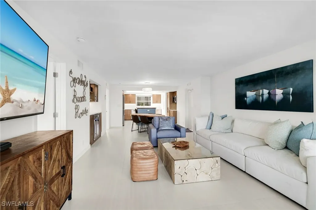9486 Gulf Shore Drive Naples FL 34108