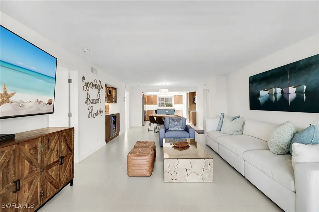 9486 Gulf Shore Drive Naples FL 34108