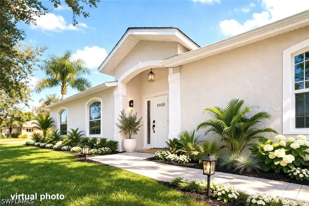 3920 10th Street N Naples FL 34103