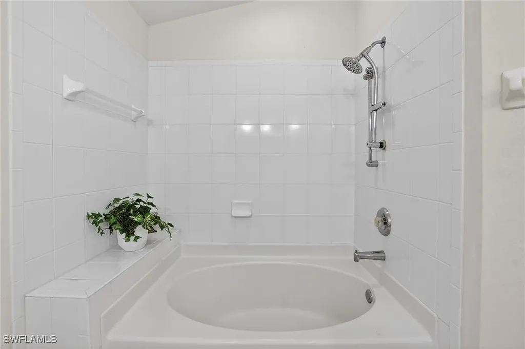 3920 10th Street N Naples FL 34103