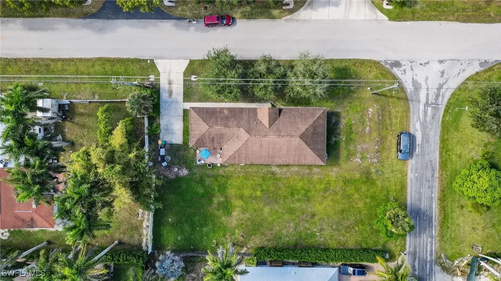 3920 10th Street N Naples FL 34103