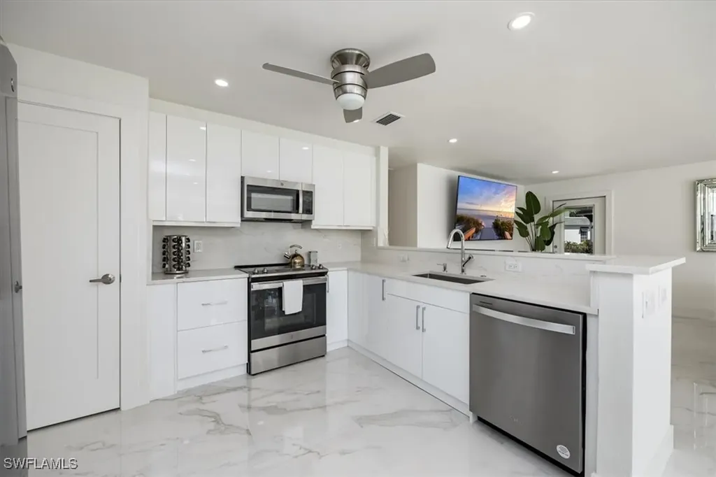 16 Knights Bridge Road Naples FL 34112