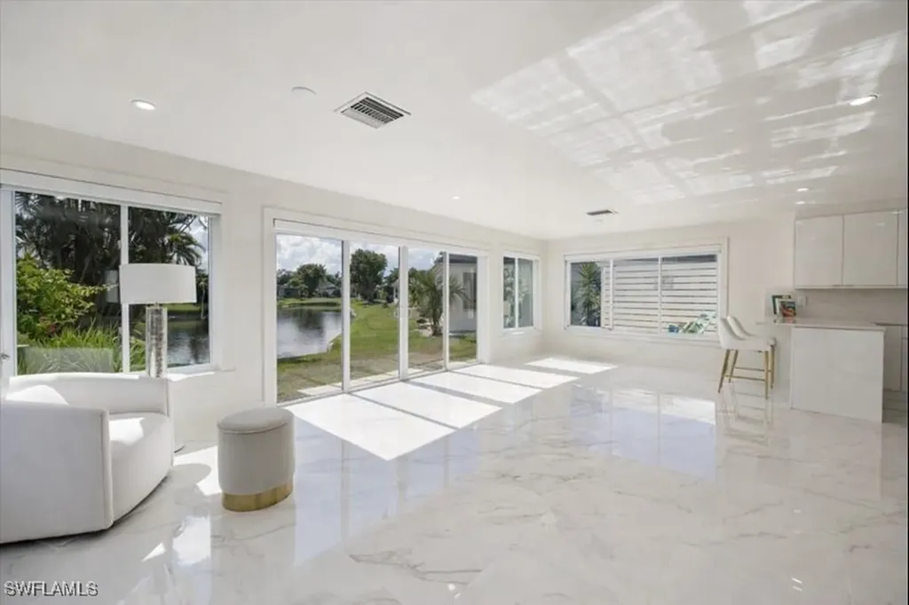 16 Knights Bridge Road Naples FL 34112