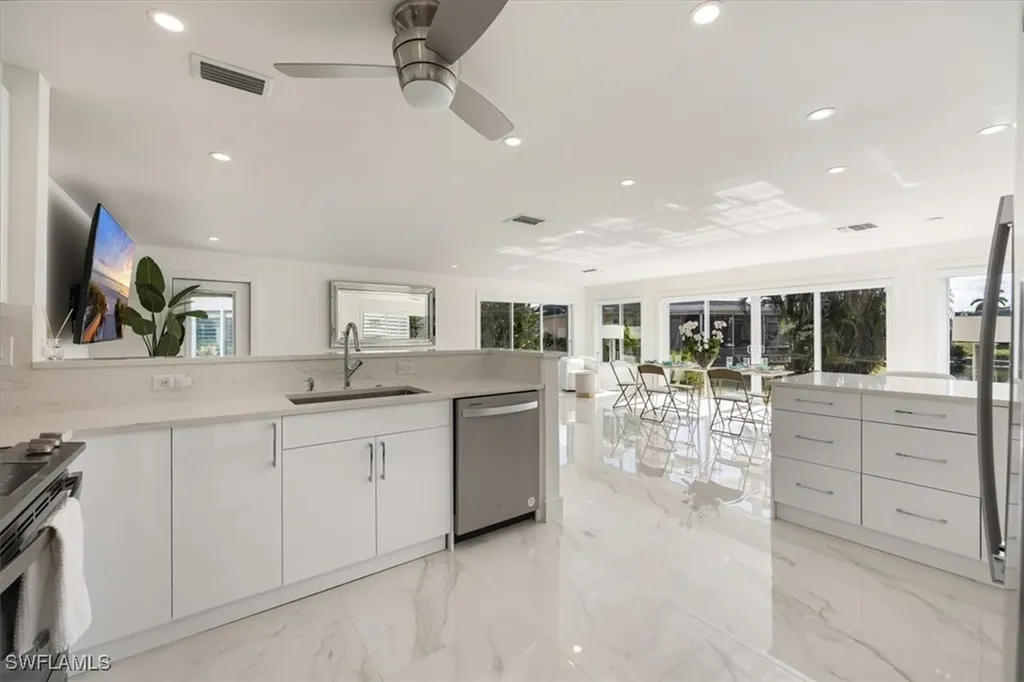 16 Knights Bridge Road Naples FL 34112