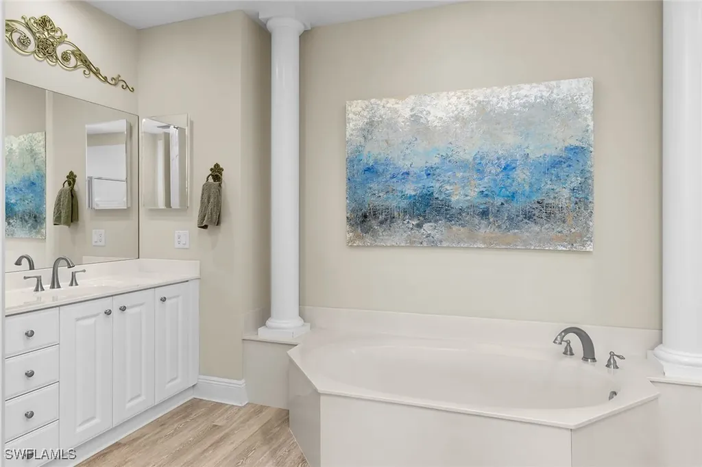 9205 Museo Circle Naples FL 34114