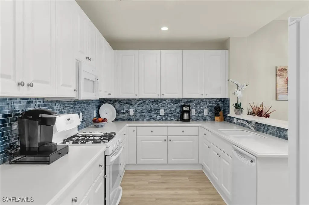 9205 Museo Circle Naples FL 34114