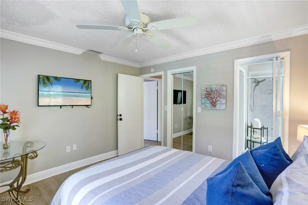 749 105th Avenue N Naples FL 34108
