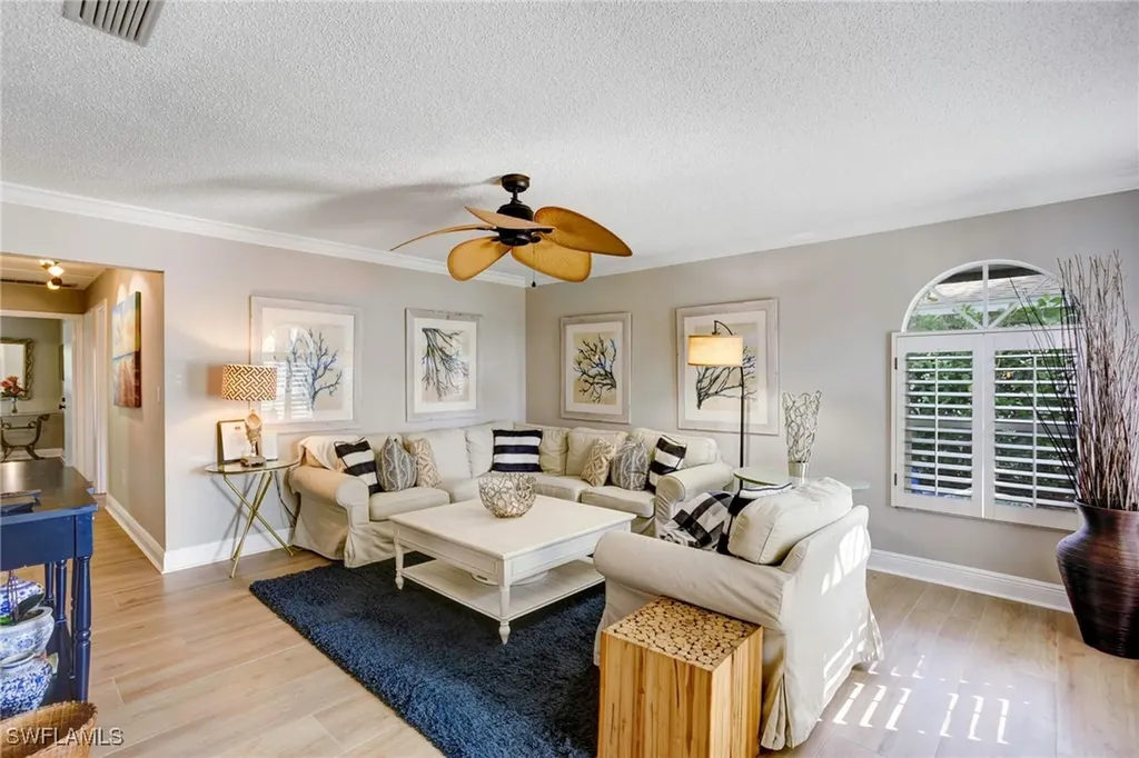 749 105th Avenue N Naples FL 34108