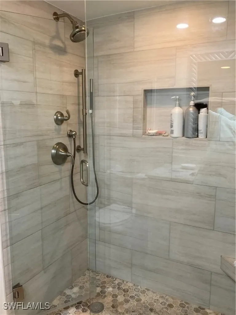 1910 Gulf Shore Boulevard N Naples FL 34102