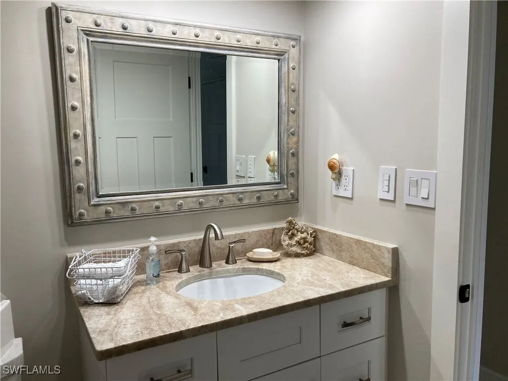 1910 Gulf Shore Boulevard N Naples FL 34102