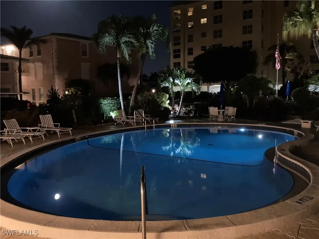 1910 Gulf Shore Boulevard N Naples FL 34102