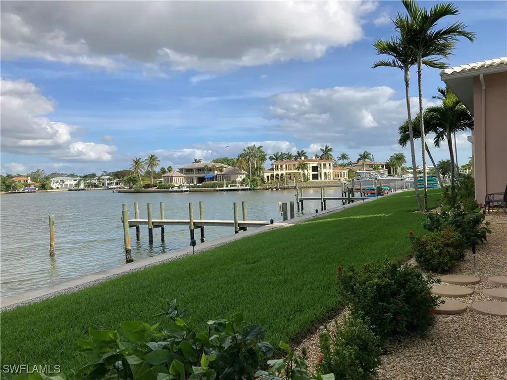 1910 Gulf Shore Boulevard N Naples FL 34102