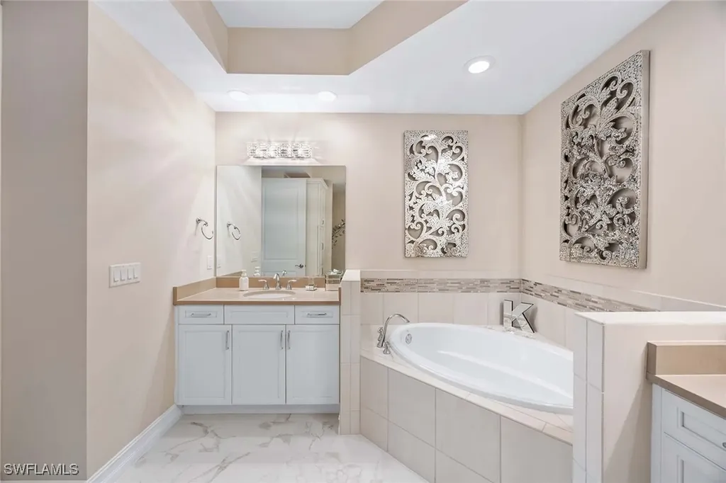 7797 Hawthorne Drive Naples FL 34113