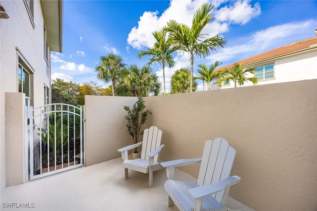 7797 Hawthorne Drive Naples FL 34113