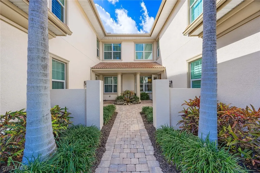7797 Hawthorne Drive Naples FL 34113