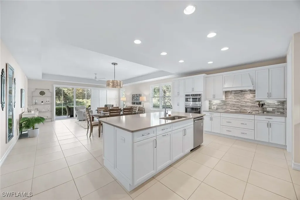 7797 Hawthorne Drive Naples FL 34113