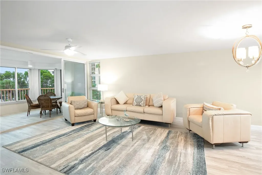 21 Bluebill Avenue Naples FL 34108