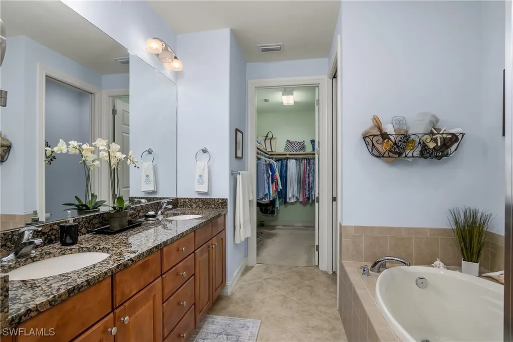 9108 Capistrano Street S Naples FL 34113