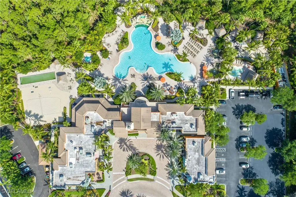 9108 Capistrano Street S Naples FL 34113