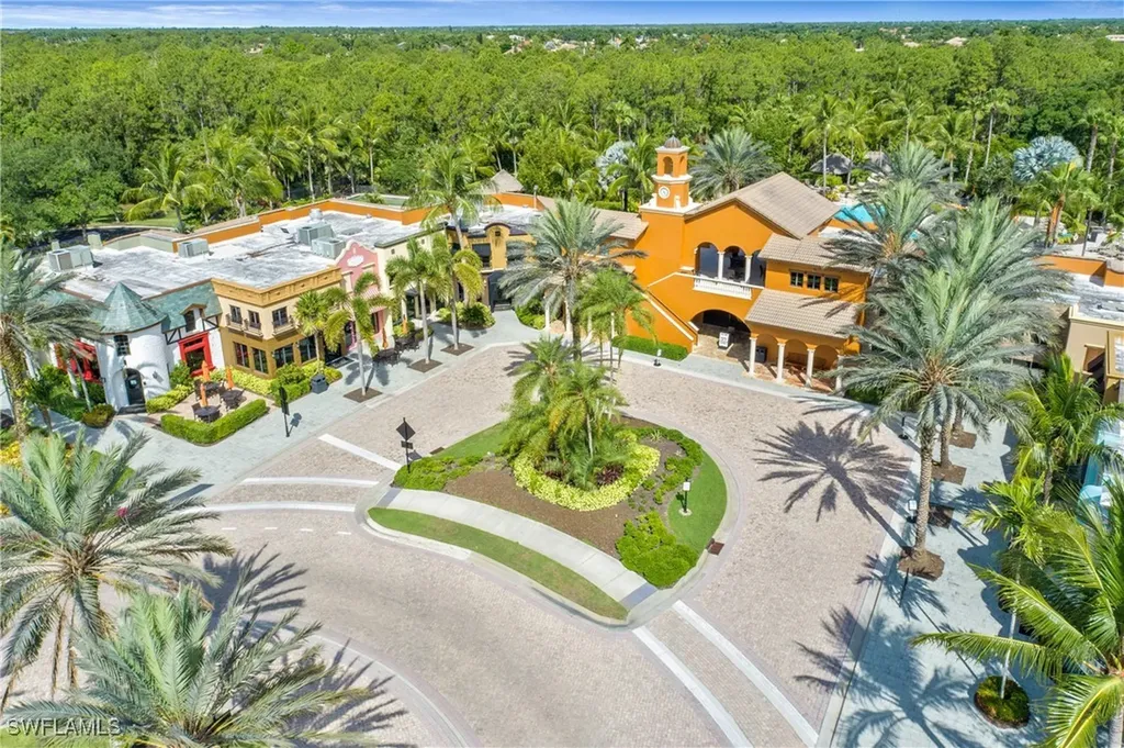 9108 Capistrano Street S Naples FL 34113