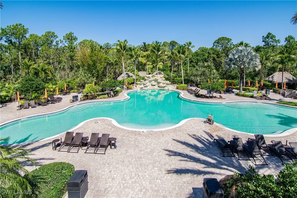9108 Capistrano Street S Naples FL 34113