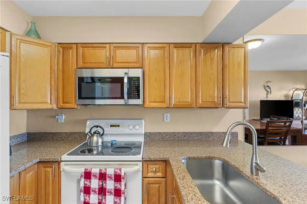 3324 Olympic Drive Naples FL 34105