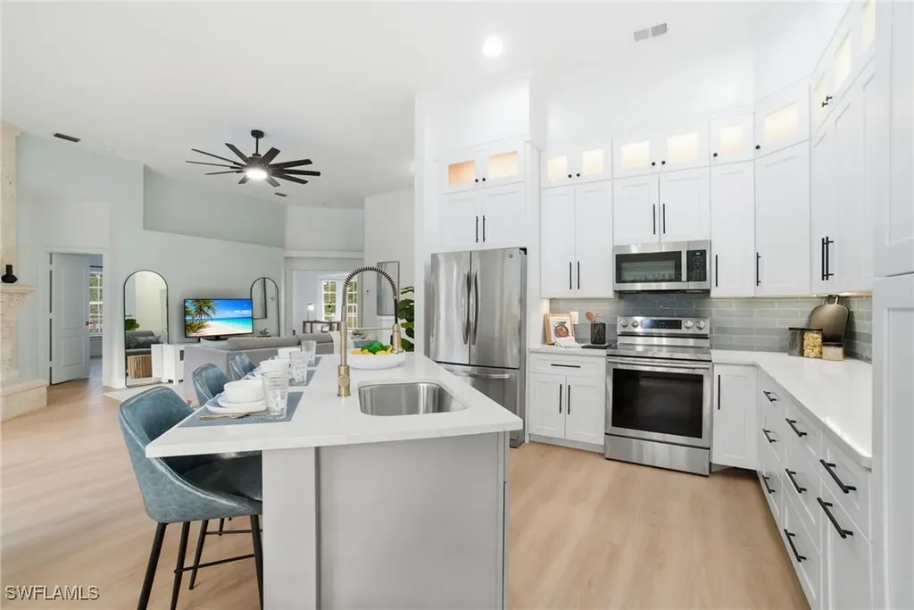 491 21st Street NW Naples FL 34120
