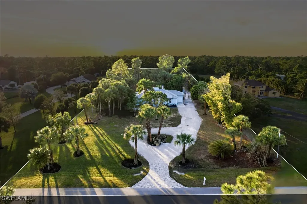 491 21st Street NW Naples FL 34120