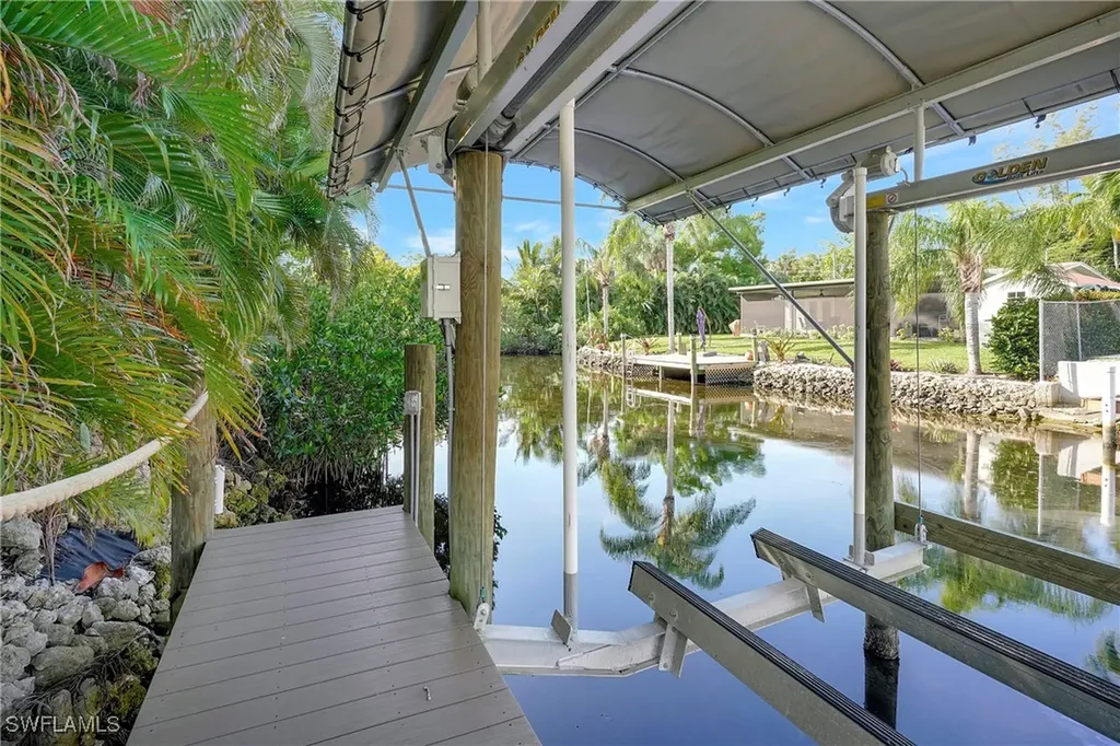 27297 Buccaneer Drive Bonita Springs FL 34135