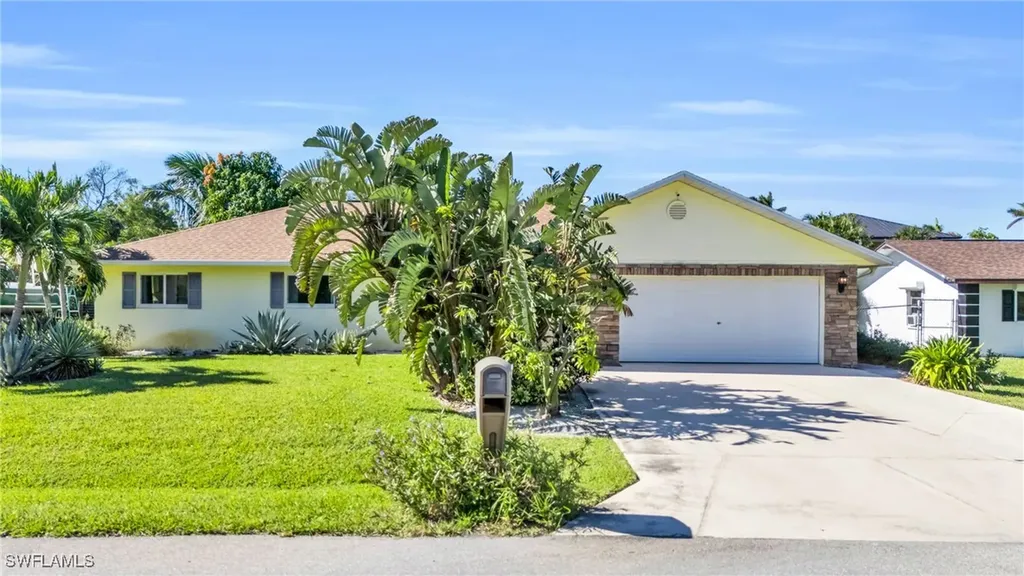 27297 Buccaneer Drive Bonita Springs FL 34135