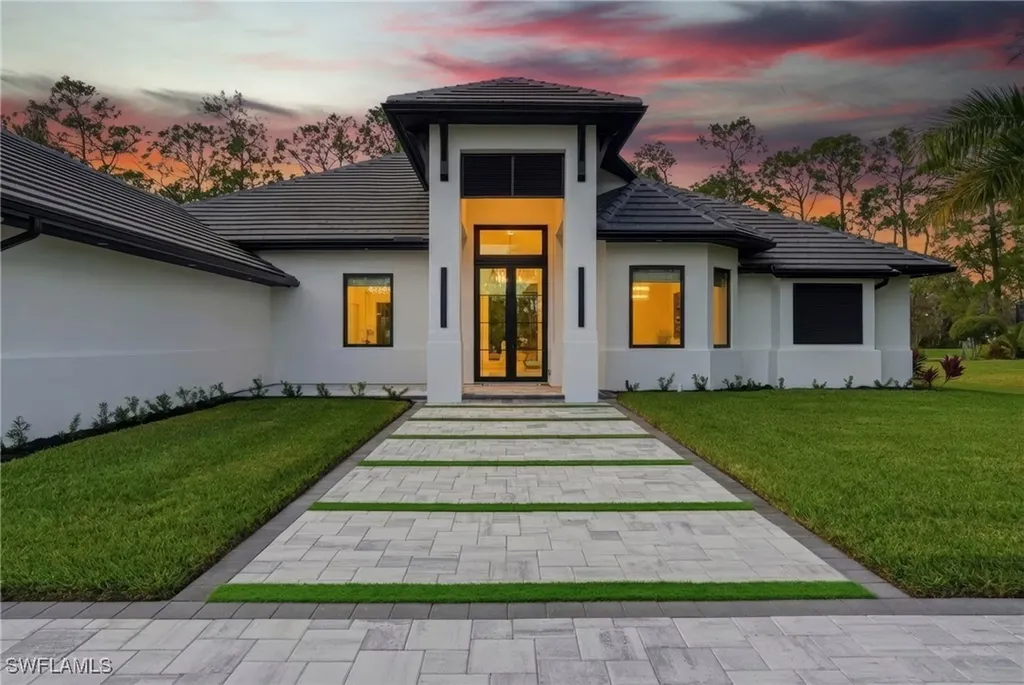 13455 Pond Apple Drive E Naples FL 34119