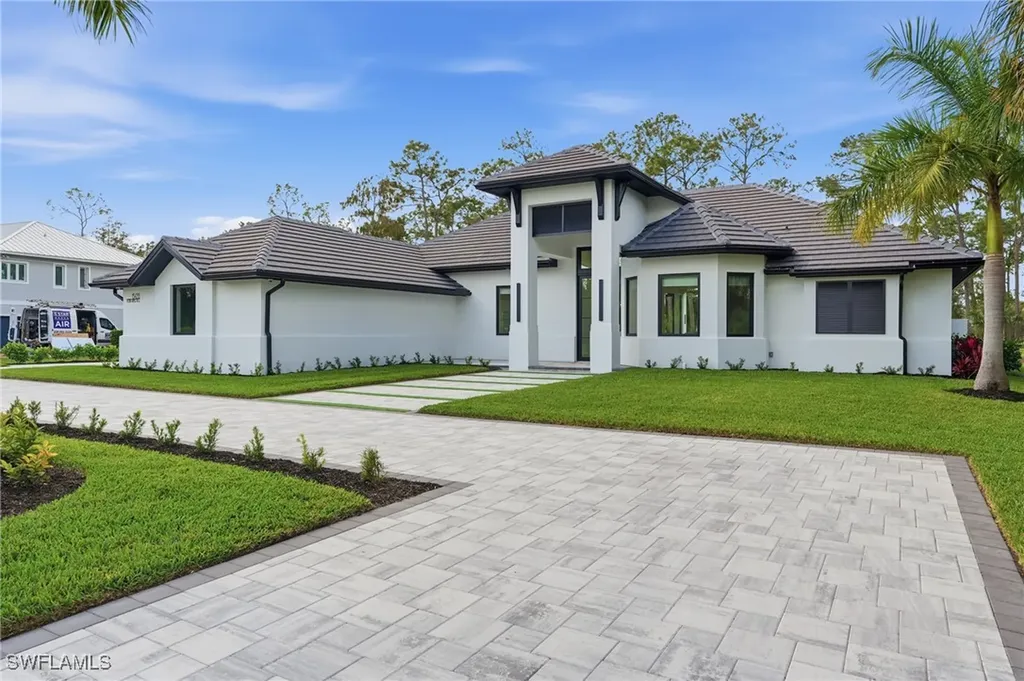 13455 Pond Apple Drive E Naples FL 34119