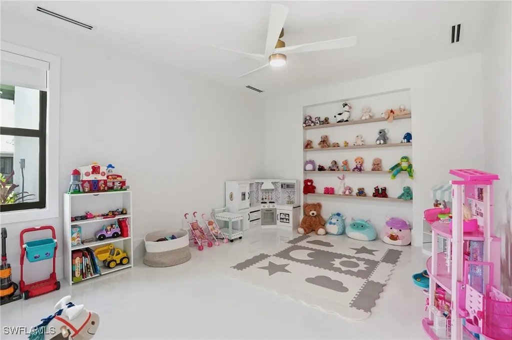 13455 Pond Apple Drive E Naples FL 34119