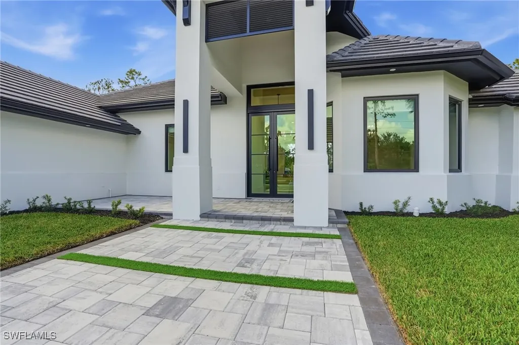 13455 Pond Apple Drive E Naples FL 34119
