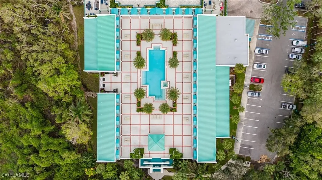 7515 Pelican Bay Boulevard Naples FL 34108