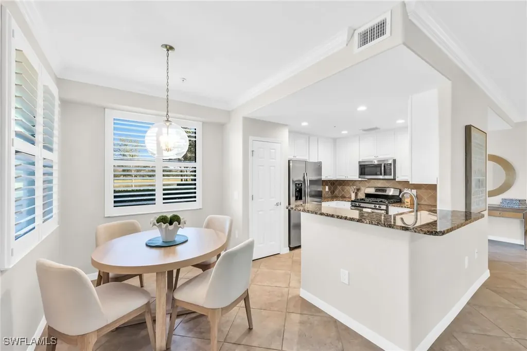 3159 Serena Lane Naples FL 34114