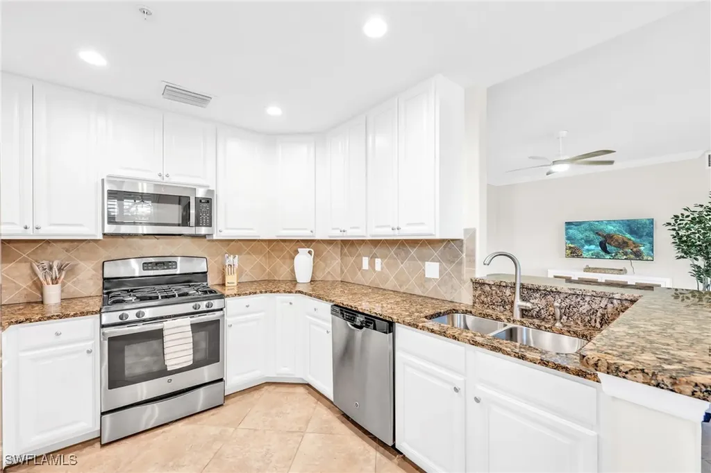 3159 Serena Lane Naples FL 34114