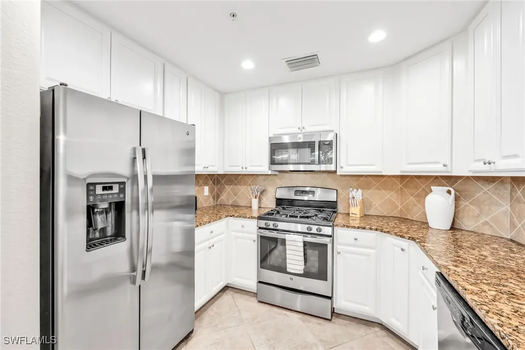 3159 Serena Lane Naples FL 34114