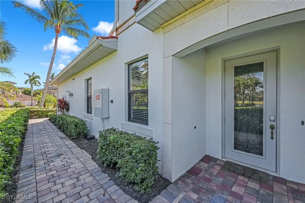 3159 Serena Lane Naples FL 34114