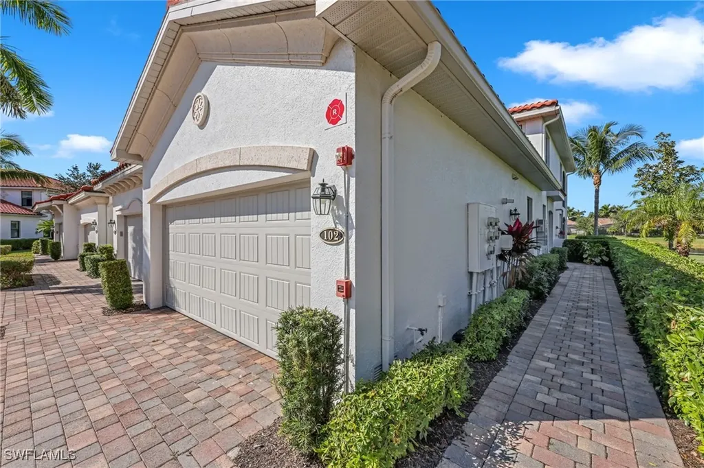 3159 Serena Lane Naples FL 34114