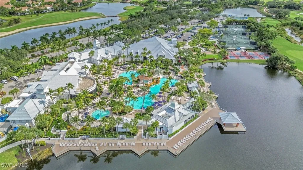 3159 Serena Lane Naples FL 34114