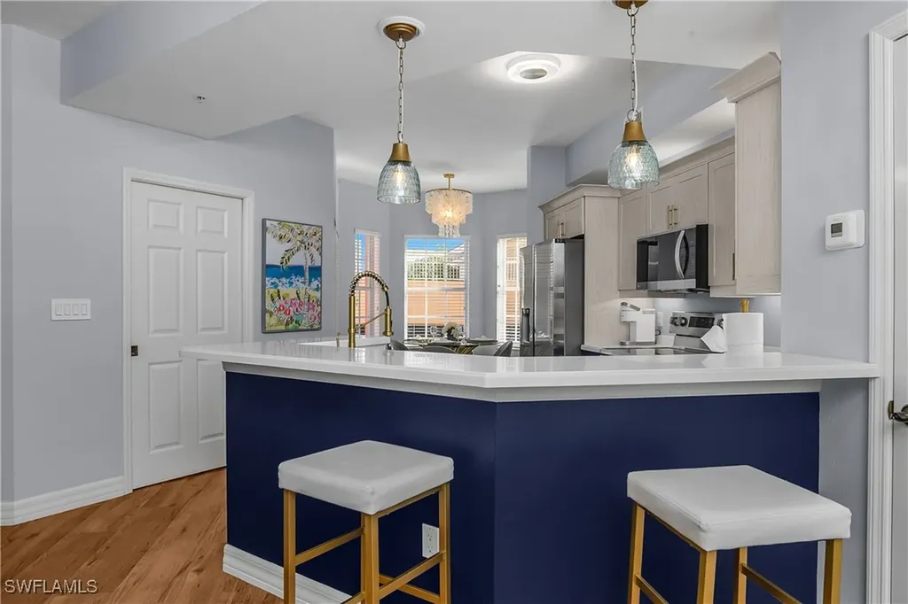 451 Bayfront Place Naples FL 34102