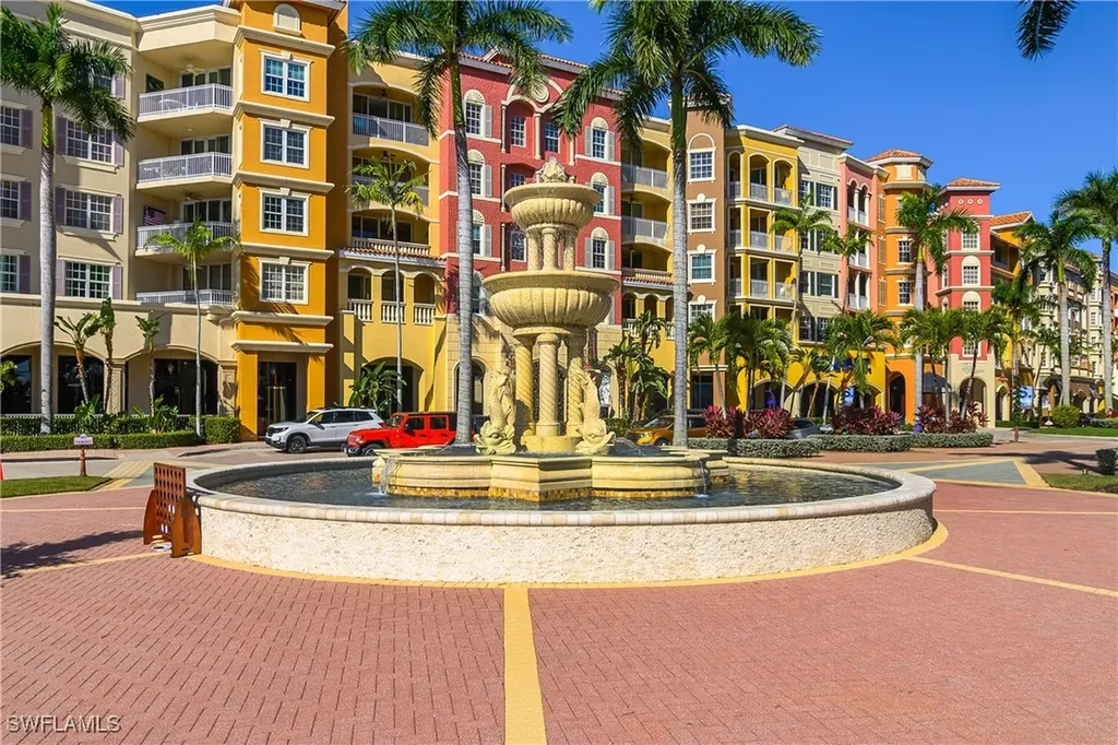 451 Bayfront Place Naples FL 34102