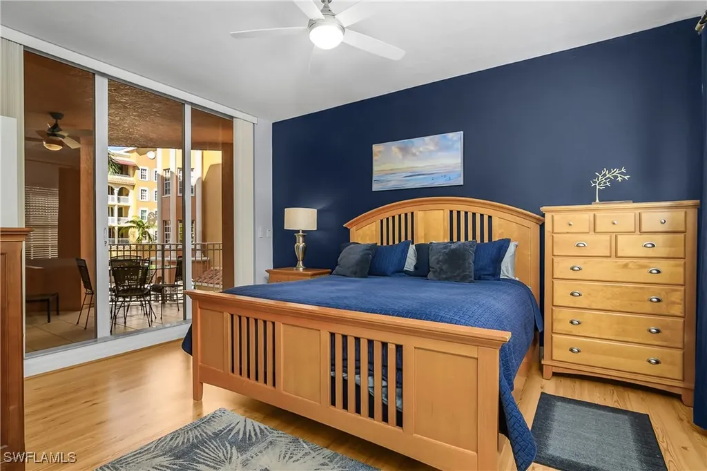 451 Bayfront Place Naples FL 34102