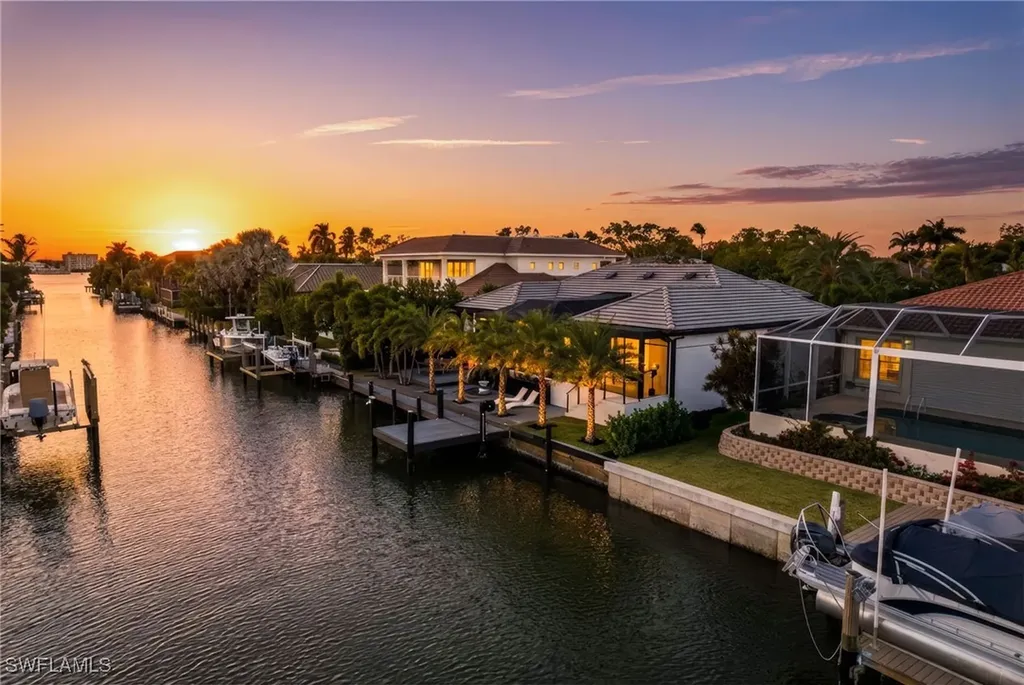 1506 Jewel Box Avenue Naples FL 34102