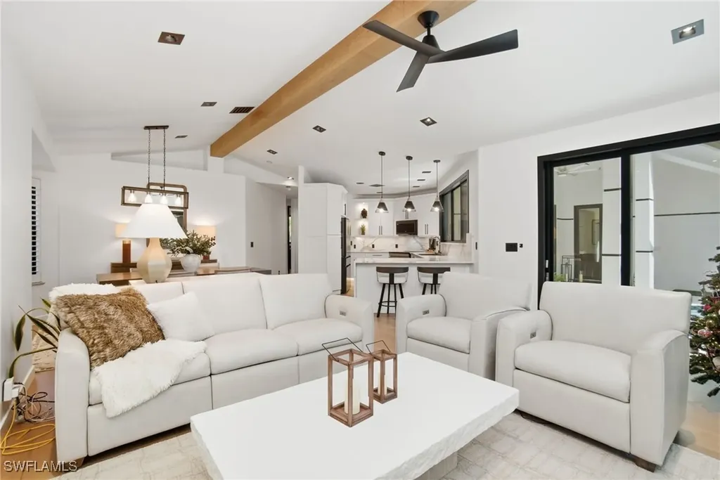 1506 Jewel Box Avenue Naples FL 34102