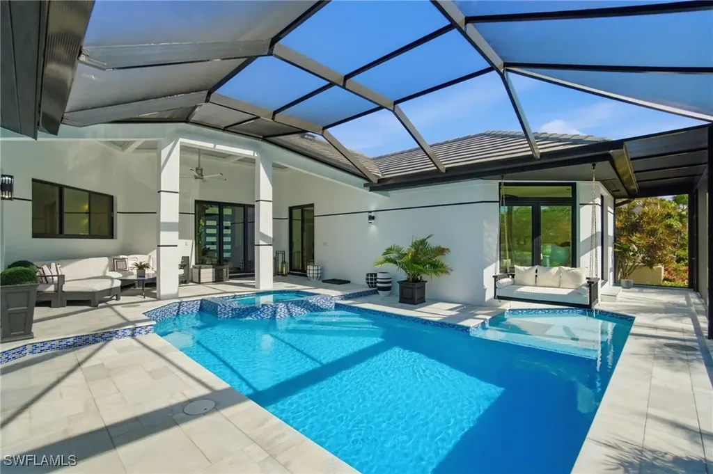 1506 Jewel Box Avenue Naples FL 34102